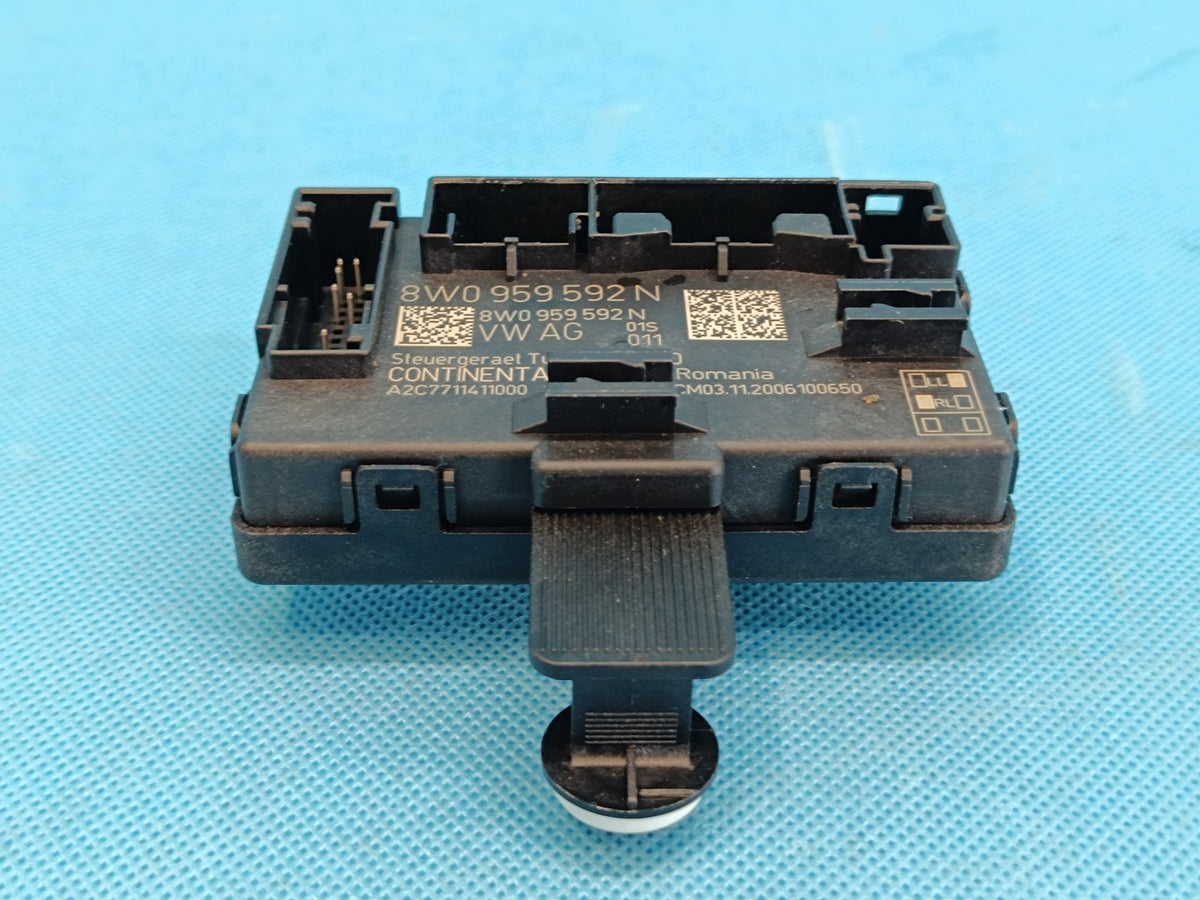 AUDI A4 B9 AVANT LIFT 2.0 TDI DTNA 2021R DOOR MODULE RIGHT FRONT 8IN0959592N