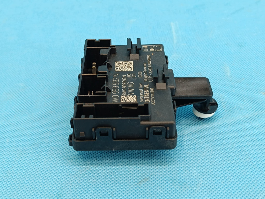 AUDI A4 B9 AVANT LIFT 2.0 TDI DTNA 2021R DOOR MODULE RIGHT FRONT 8IN0959592N
