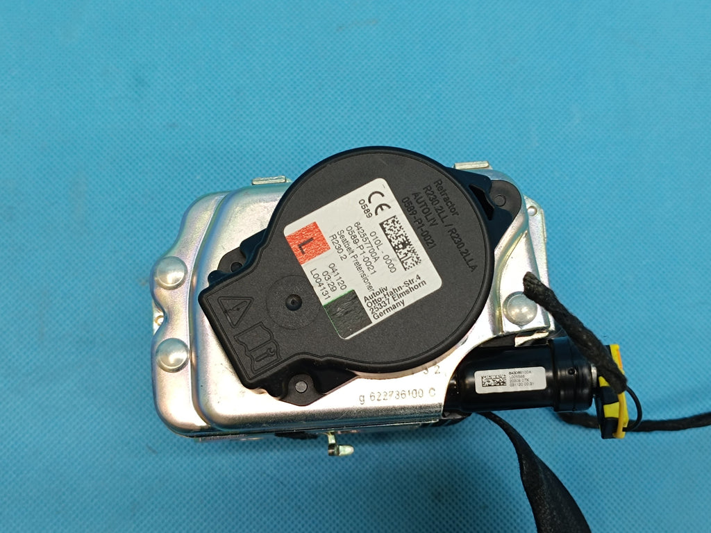 AUDI A4 B9 AVANT LIFT 2.0TDI 2021R SEAT BELT LEFT FRONT 8IN0857705K
