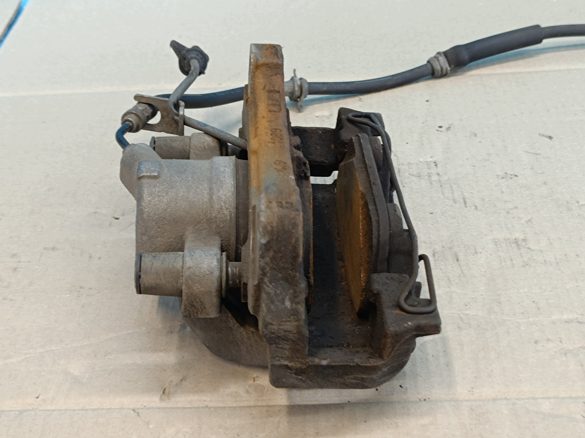 AUDI A4 B9 AVANT LIFT 2021R BRAKE CALIPER RIGHT FRONT 8W0615124 314x25mm