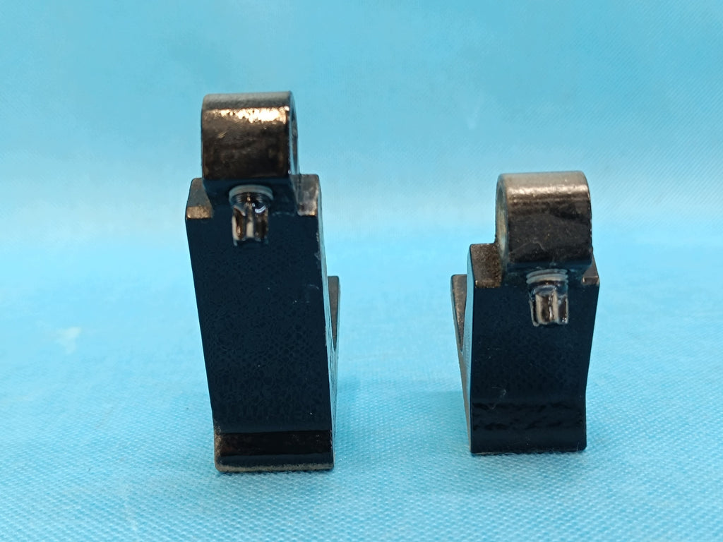 AUDI A4 B9 AVANT LIFT 2021R DOOR HINGES RIGHT FRONT 8W5831404A 8W0831404A