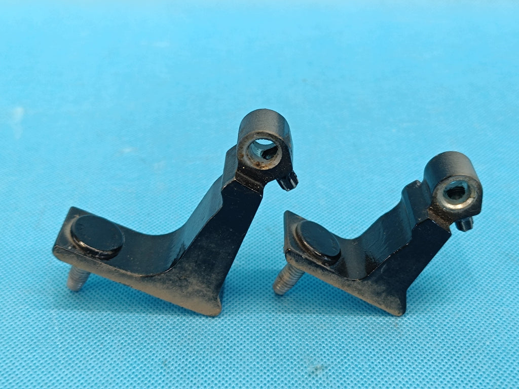 AUDI A4 B9 AVANT LIFT 2021R DOOR HINGES RIGHT FRONT 8W5831404A 8W0831404A