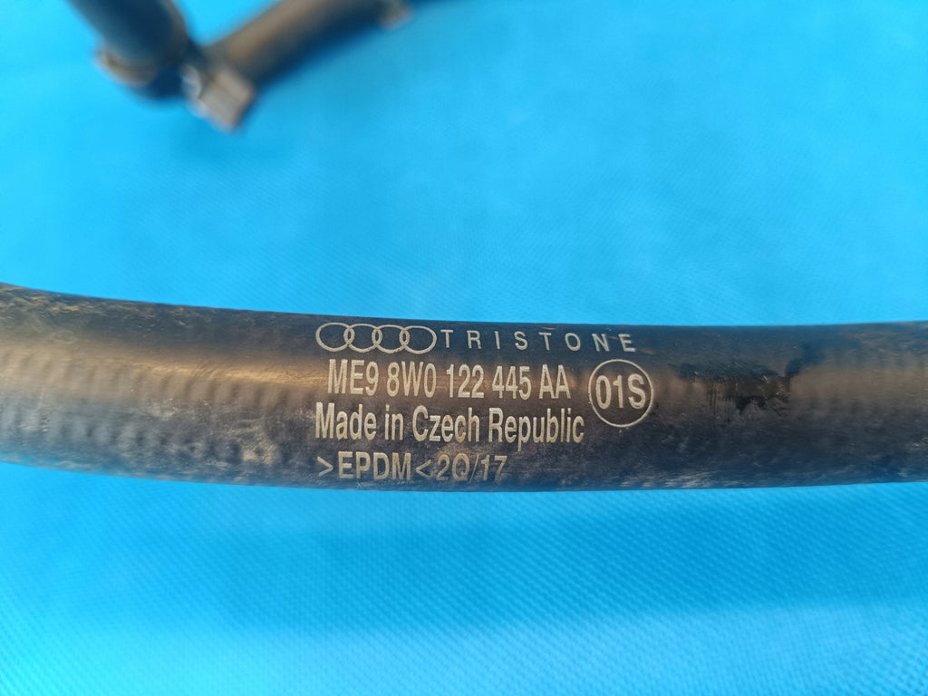 AUDI A4 B9 AVANT S-LINE 2018R 3.0TDI 160KW PIPE WATER HOSE 8W0122445AA