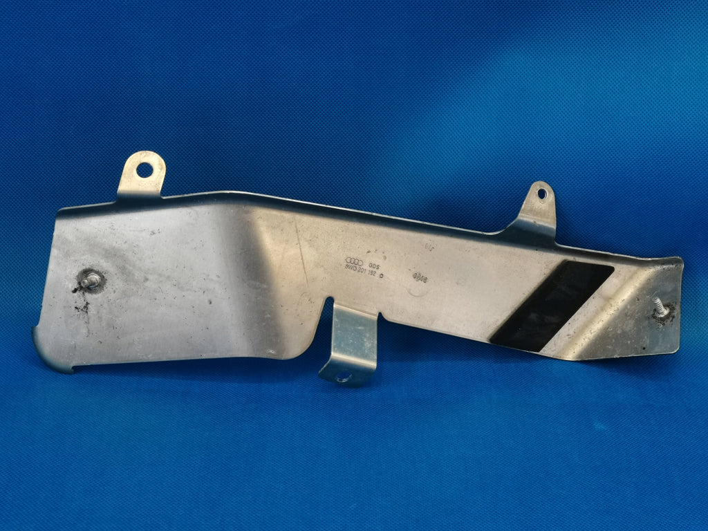 AUDI A4 B9 AVANT S-LINE 2018R FUEL LINE MOUNTING COVER 8W0201192D
