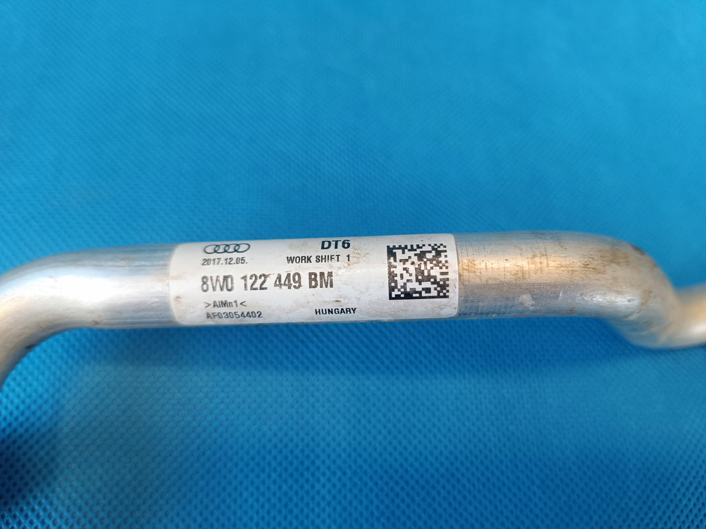 AUDI A4 B9 AVANT S-LINE 2018R PIPE WATER LINE 8W0122449BM