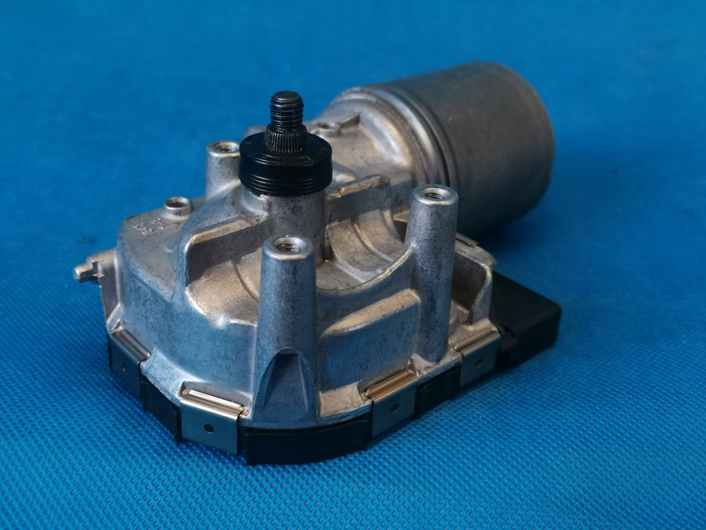 AUDI A4 B9 AVANT S-LINE 2018R WIPER MOTOR FRONT 8W1955119