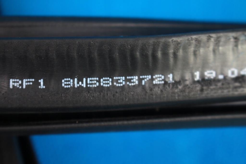 AUDI A4 B9 DOOR SEAL REAR LEFT SEDAN 8W5833721 2016R