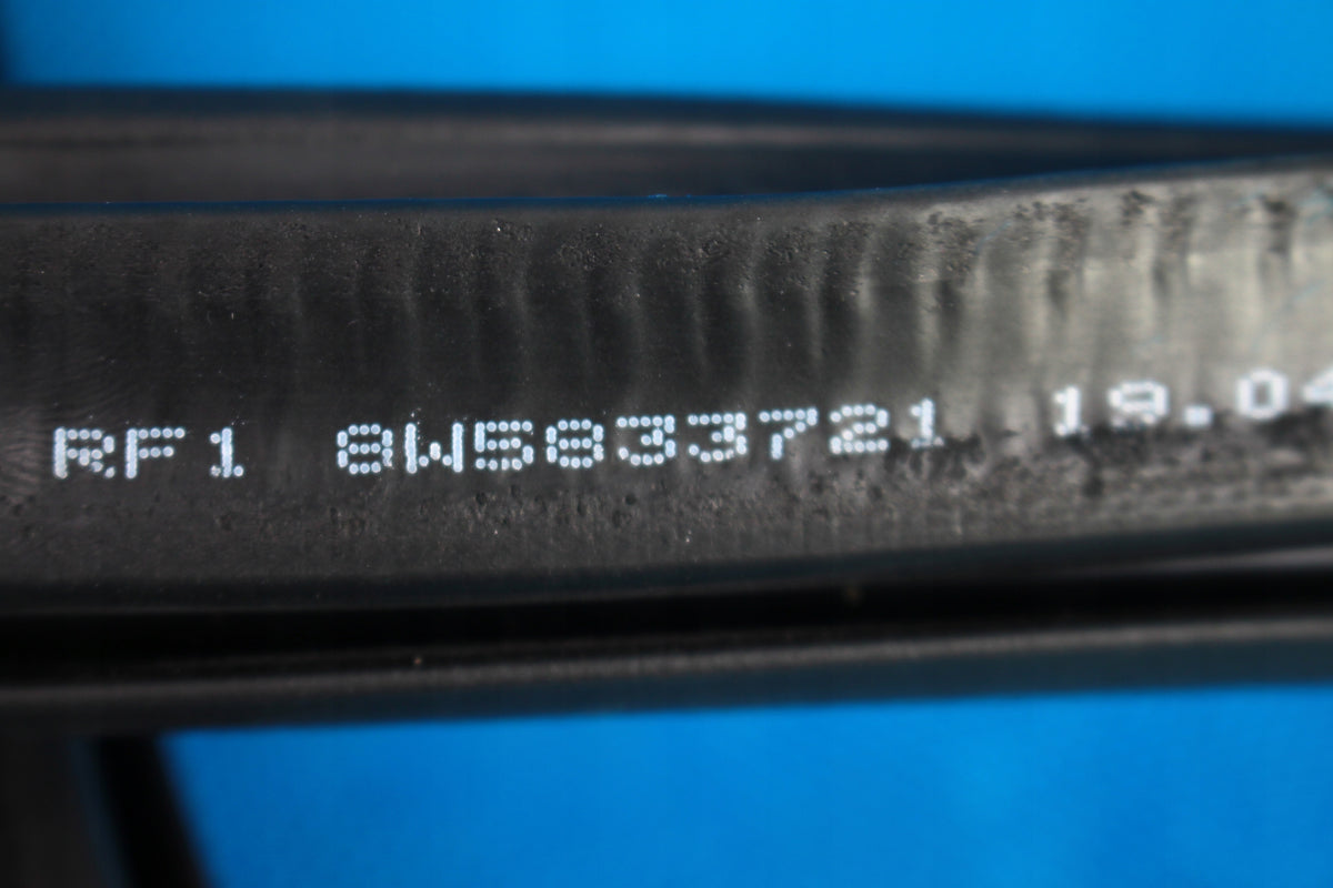 AUDI A4 B9 DOOR SEAL REAR LEFT SEDAN 8W5833721 2016R