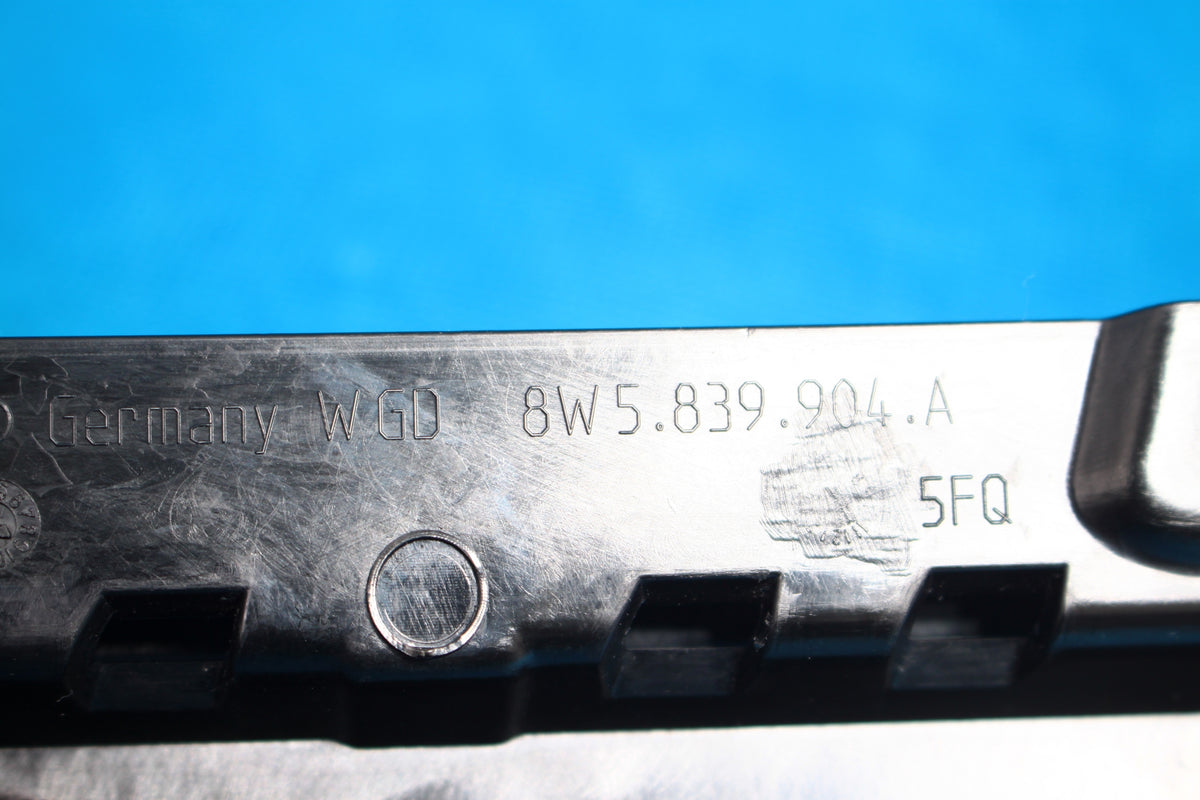 AUDI A4 B9 DOOR TRIM REAR P SED 8W5839904A 2017R
