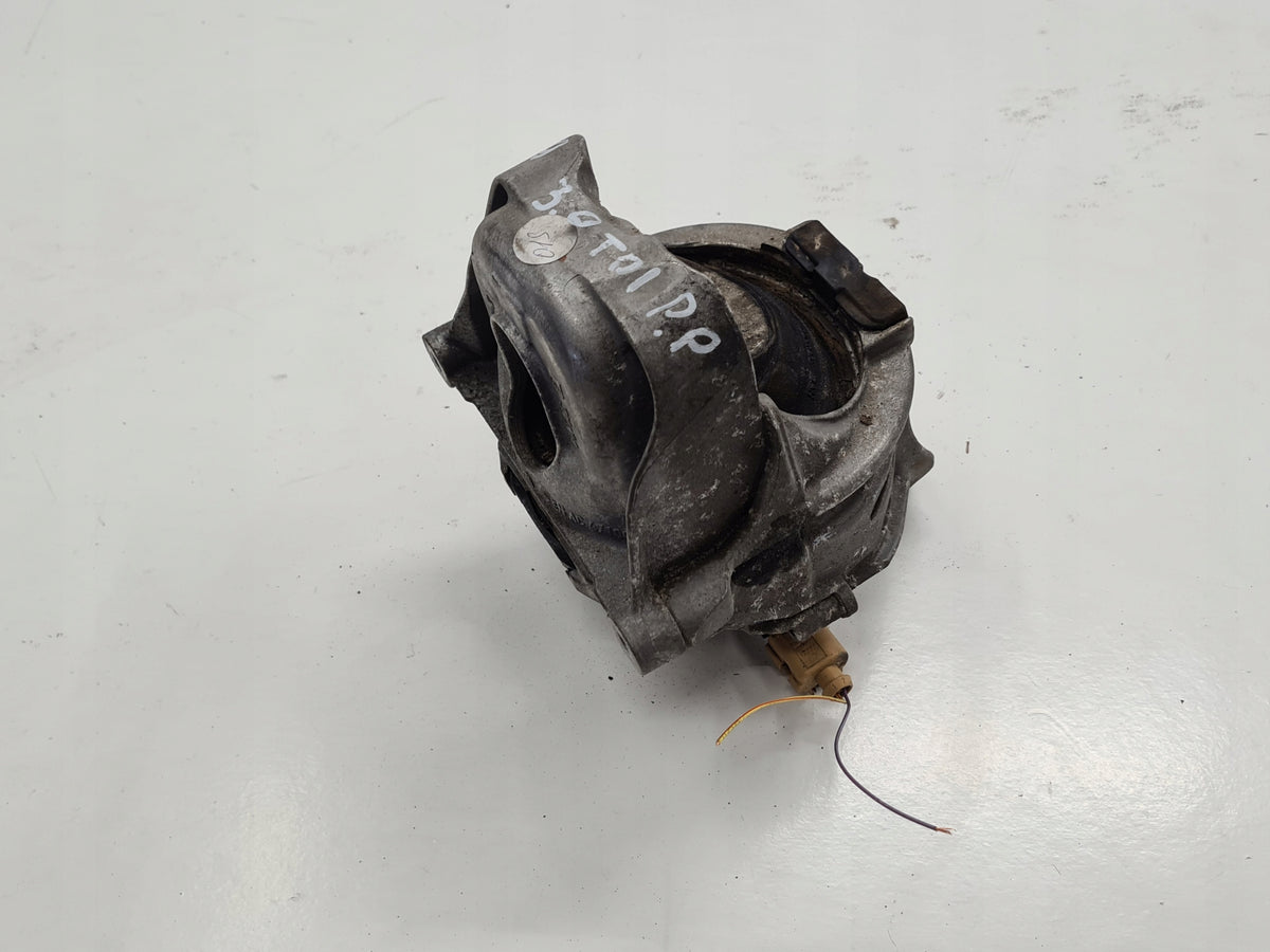 AUDI A4 B9 ENGINE CUSHION 3.0TDI 4M0199372EP