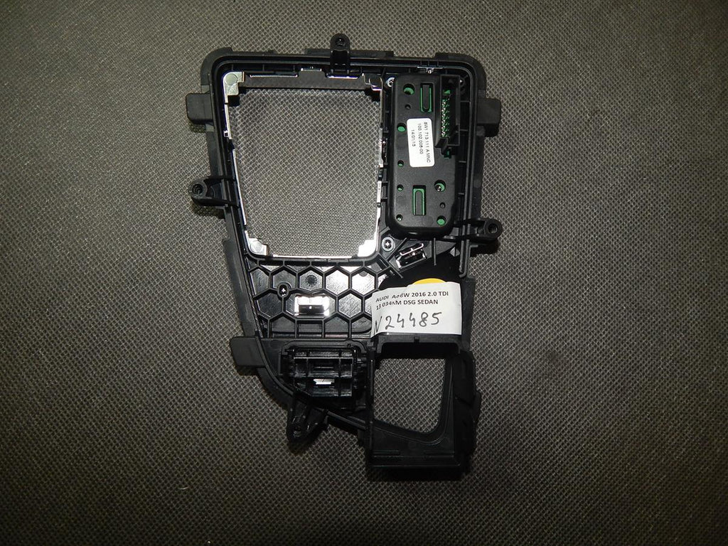 AUDI A4 B9 GEAR POSITION INDICATOR 8W1713111A