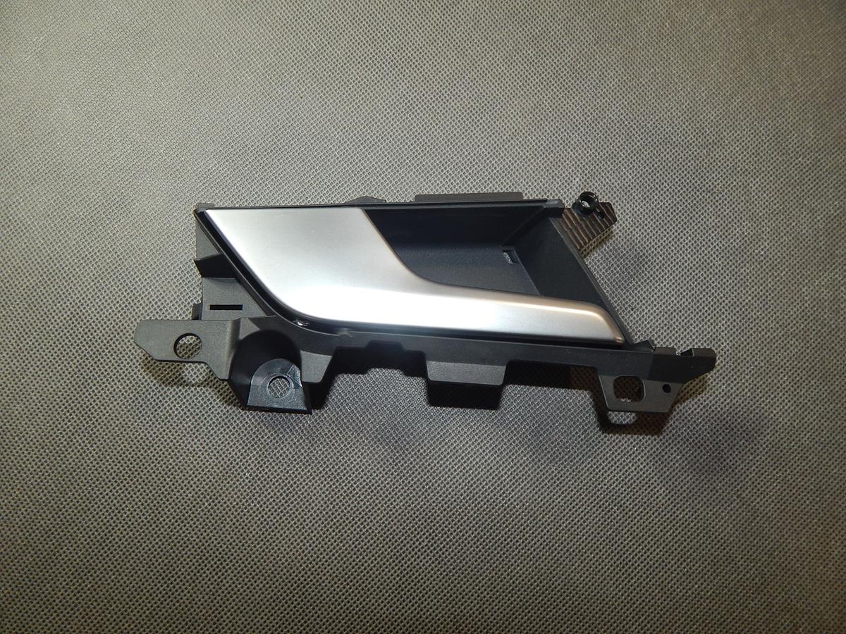 AUDI A4 B9 INTERIOR DOOR HANDLE LEFT REAR 8IN0839019