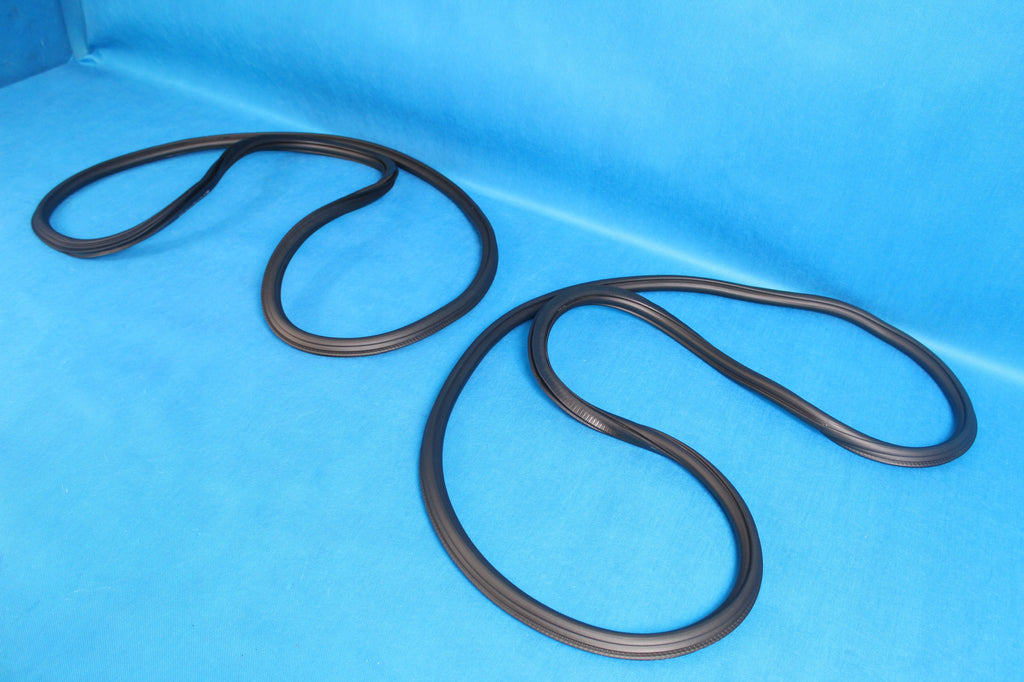 AUDI A4 B9 LIFT 35TDI DOOR SEAL REAR AVAN 8W9833721B 2020R