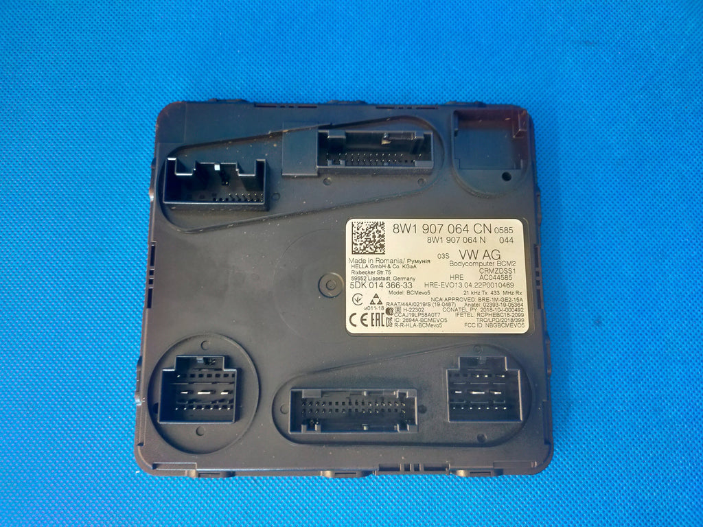 AUDI A4 B9 LIFT COMFORT MODULE BCM 2 LEGAL 8W1907064CN 2022R