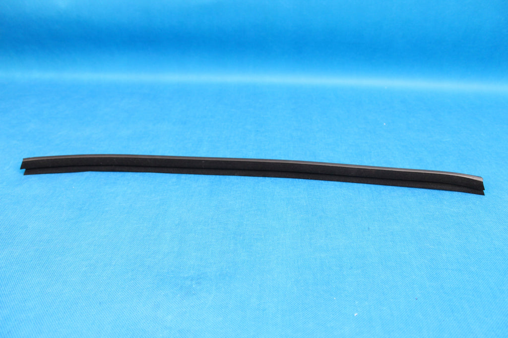 AUDI A4 B9 SCRAPER STRIP REAR RIGHT WINDOW 8IN0839480 2017R