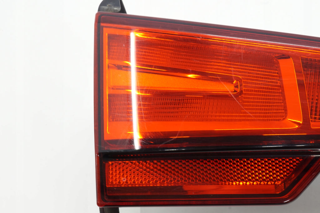 AUDI A4 B9 SEDAN 17R LAMP LEFT REAR FLAP 8IN5945075