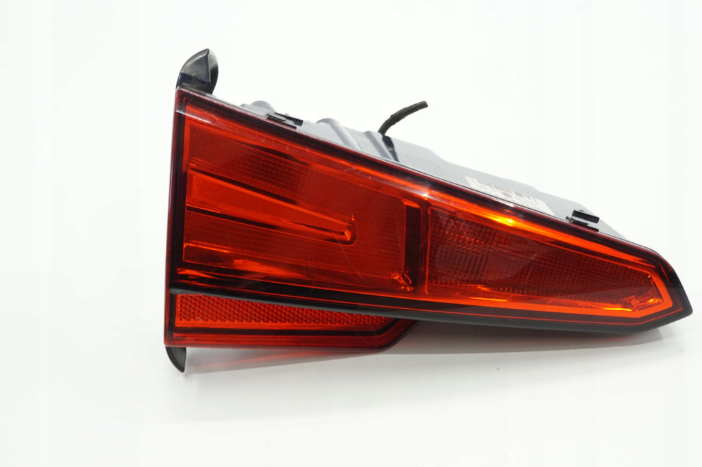 AUDI A4 B9 SEDAN 17R LAMP LEFT REAR FLAP 8IN5945075