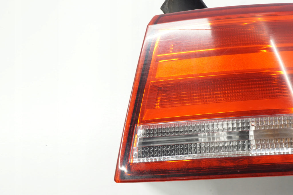 AUDI A4 B9 SEDAN 17R LAMP RIGHT REAR 8IN5945070A