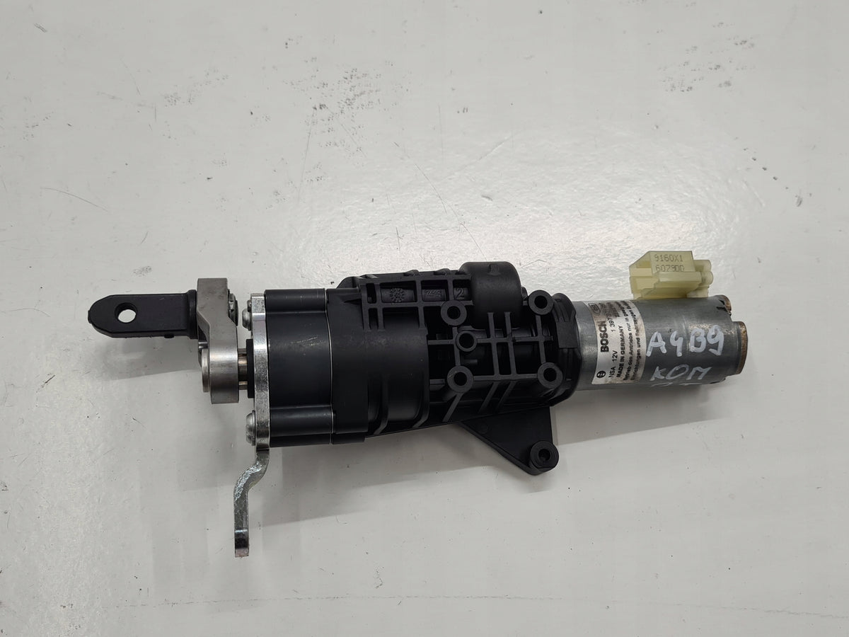 AUDI A4 B9 STATION WAGON ELECTRIC ACTUATOR FLAP RIGHT 8W9827852A