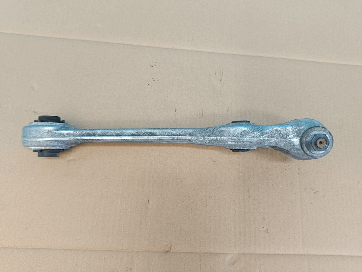 AUDI A4 B9 Sedan LIFT 2.0 TFSI 110KW 2023 R CONTROL ARM LEFT FRONT 8W0407155A