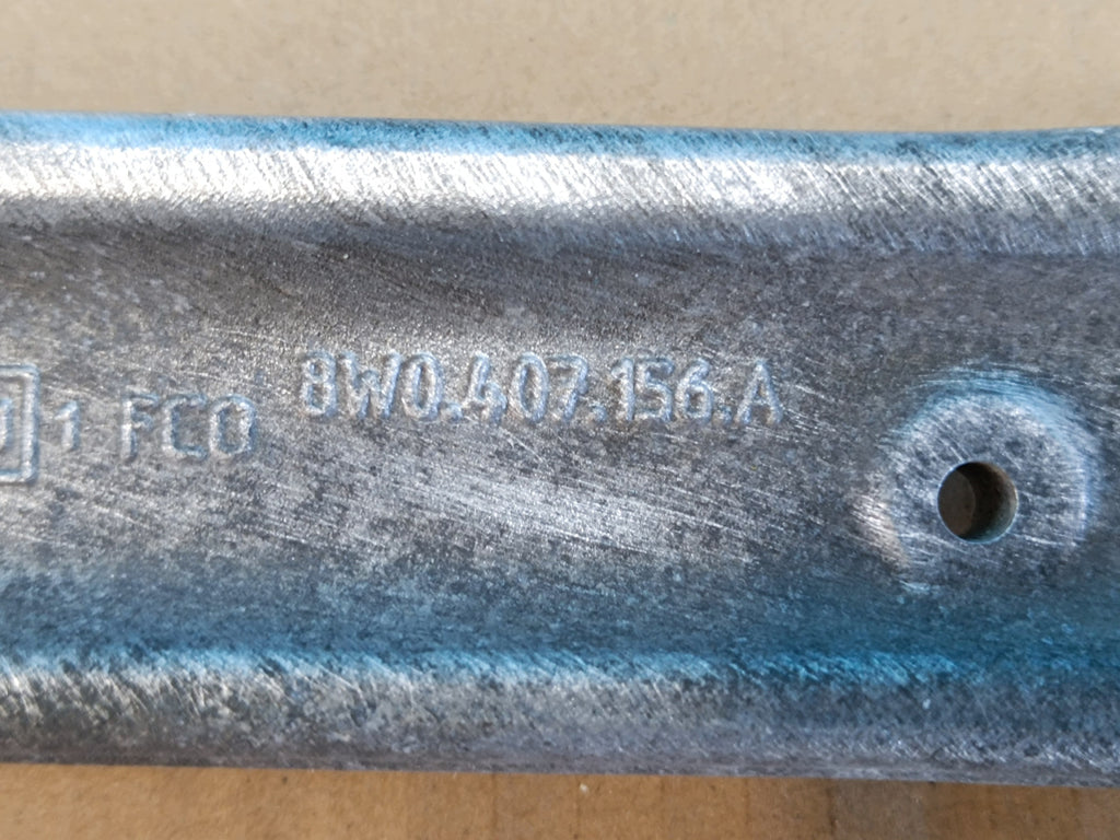 AUDI A4 B9 Sedan LIFT 2.0 TFSI 110KW 2023 R CONTROL ARM RIGHT FRONT 8W0407156A