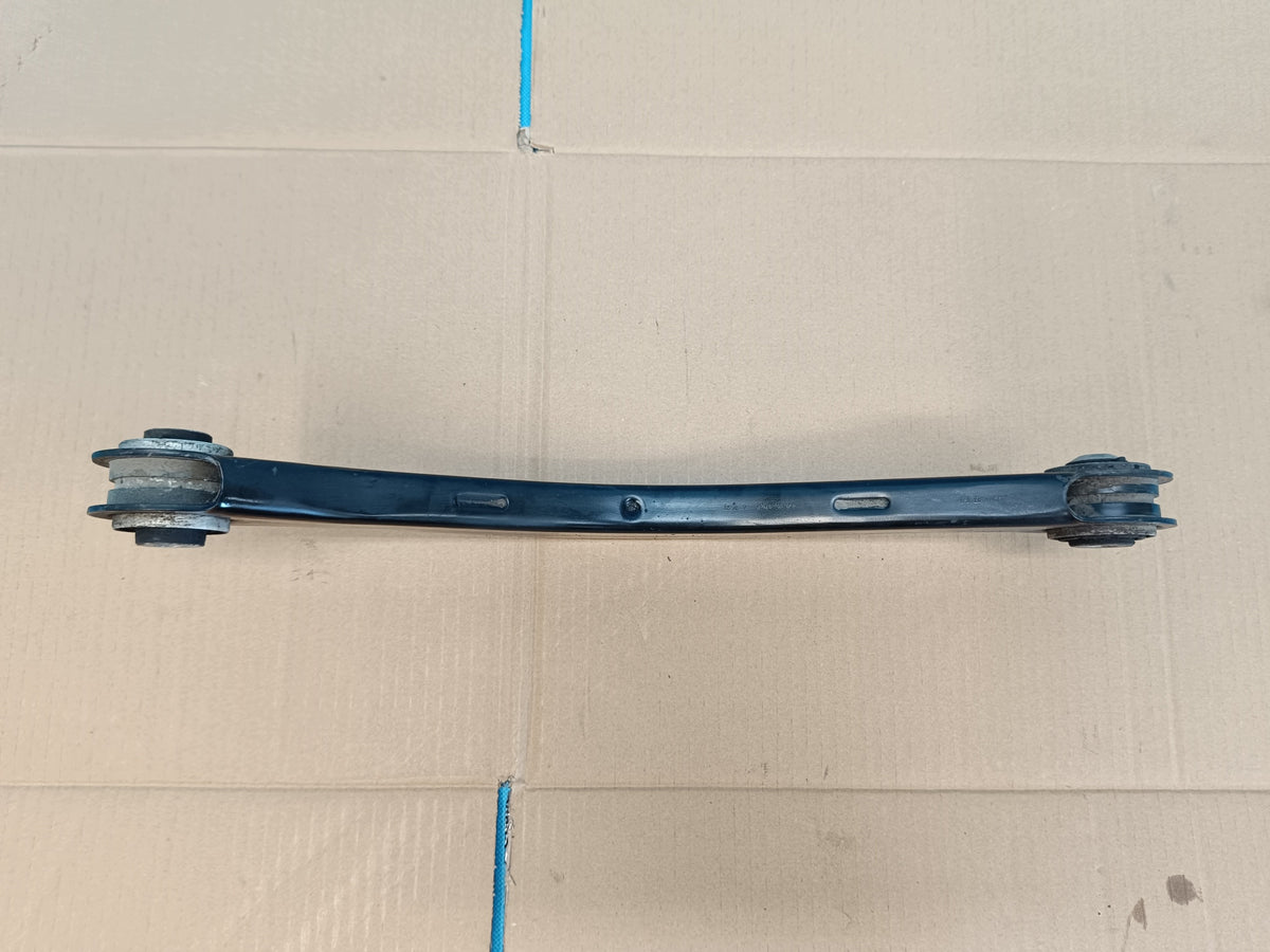 AUDI A4 B9 Sedan LIFT 2.0 TFSI 110KW 2023 R CONTROL ARM RIGHT REAR 8W0505398F