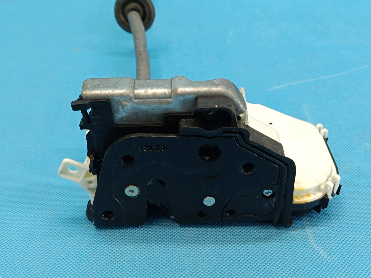 AUDI A4 B9 Sedan LIFT 2.0 TFSI 110KW 2023 R DOOR LOCK LEFT REAR 4G0839015M