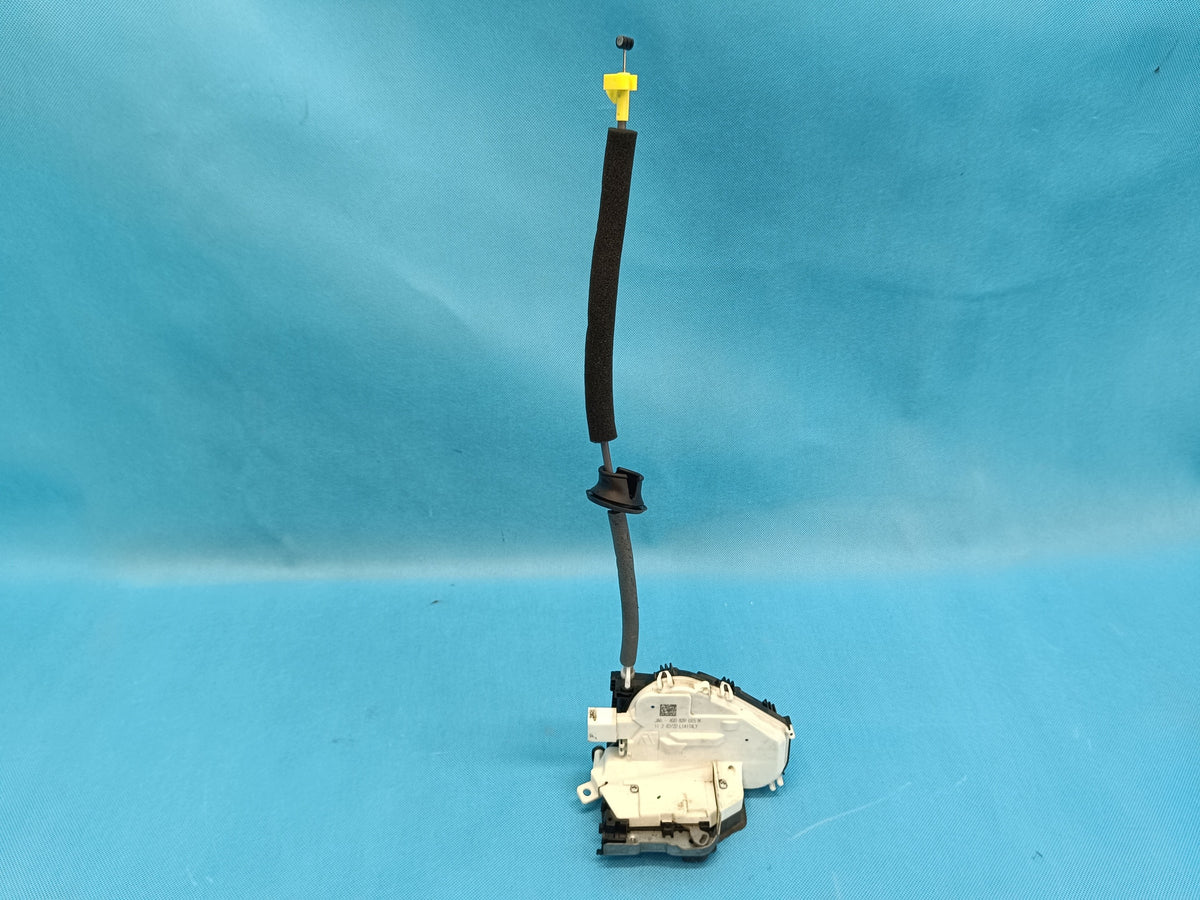 AUDI A4 B9 Sedan LIFT 2.0 TFSI 110KW 2023 R DOOR LOCK LEFT REAR 4G0839015M