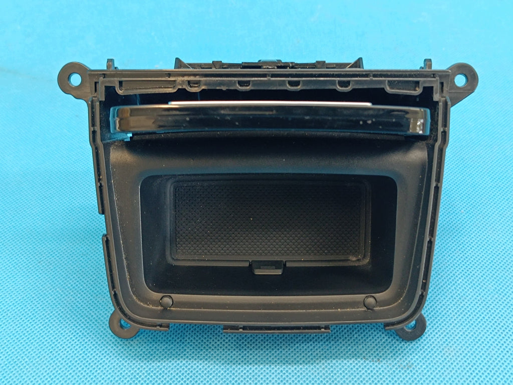 AUDI A4 B9 Sedan LIFT 2.0 TFSI 110KW 2023 R TUNNEL STORAGE 8W1863084 V58