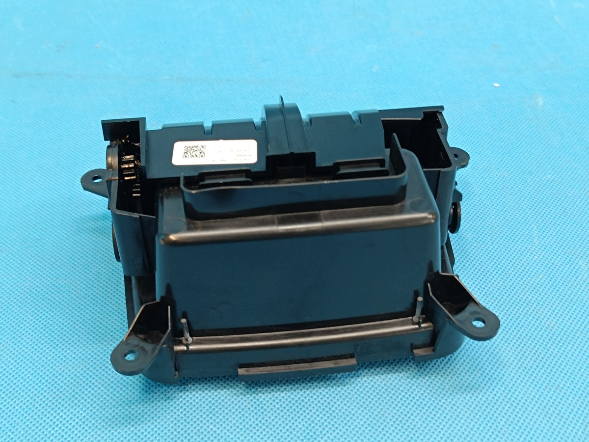 AUDI A4 B9 Sedan LIFT 2.0 TFSI 110KW 2023 R TUNNEL STORAGE 8W1863084 V58