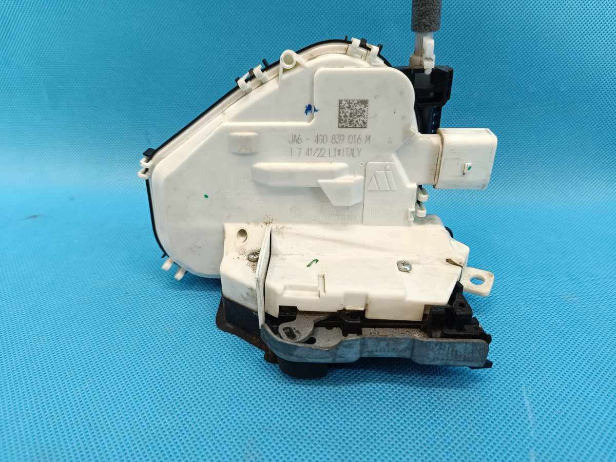 AUDI A4 B9 Sedan LIFT 2.0 TFSI 110KW 2023R DOOR LOCK RIGHT REAR 4G0839016M