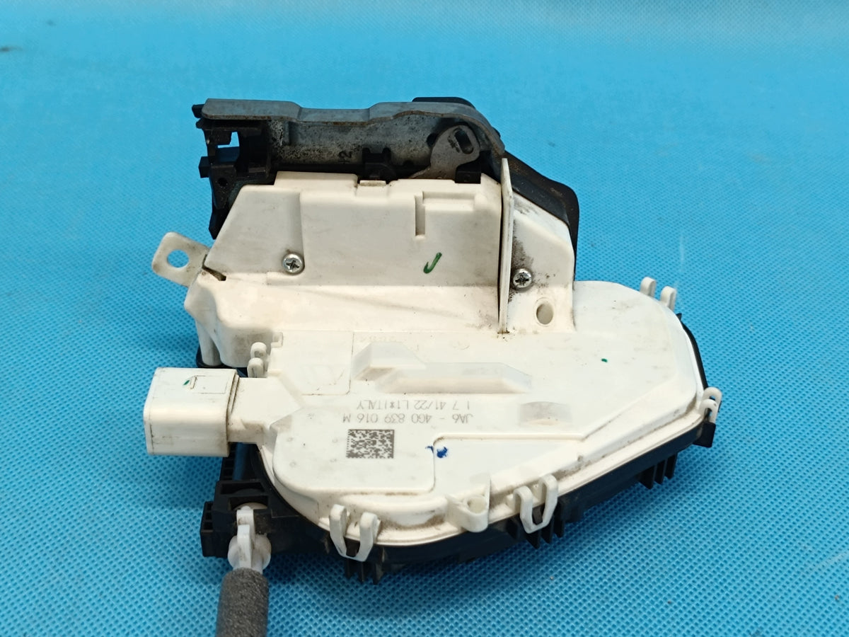 AUDI A4 B9 Sedan LIFT 2.0 TFSI 110KW 2023R DOOR LOCK RIGHT REAR 4G0839016M