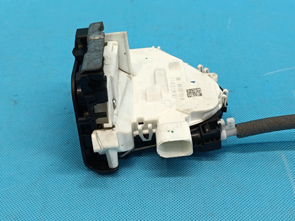AUDI A4 B9 Sedan LIFT 2.0 TFSI 110KW 2023R DOOR LOCK RIGHT REAR 4G0839016M