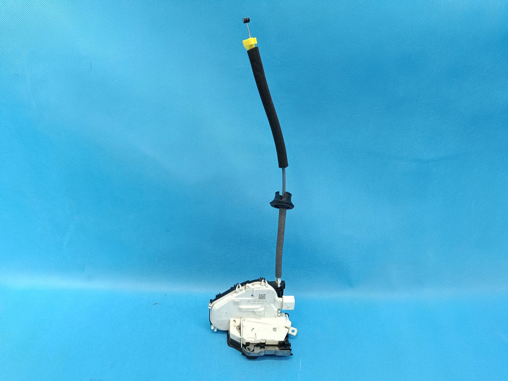 AUDI A4 B9 Sedan LIFT 2.0 TFSI 110KW 2023R DOOR LOCK RIGHT REAR 4G0839016M