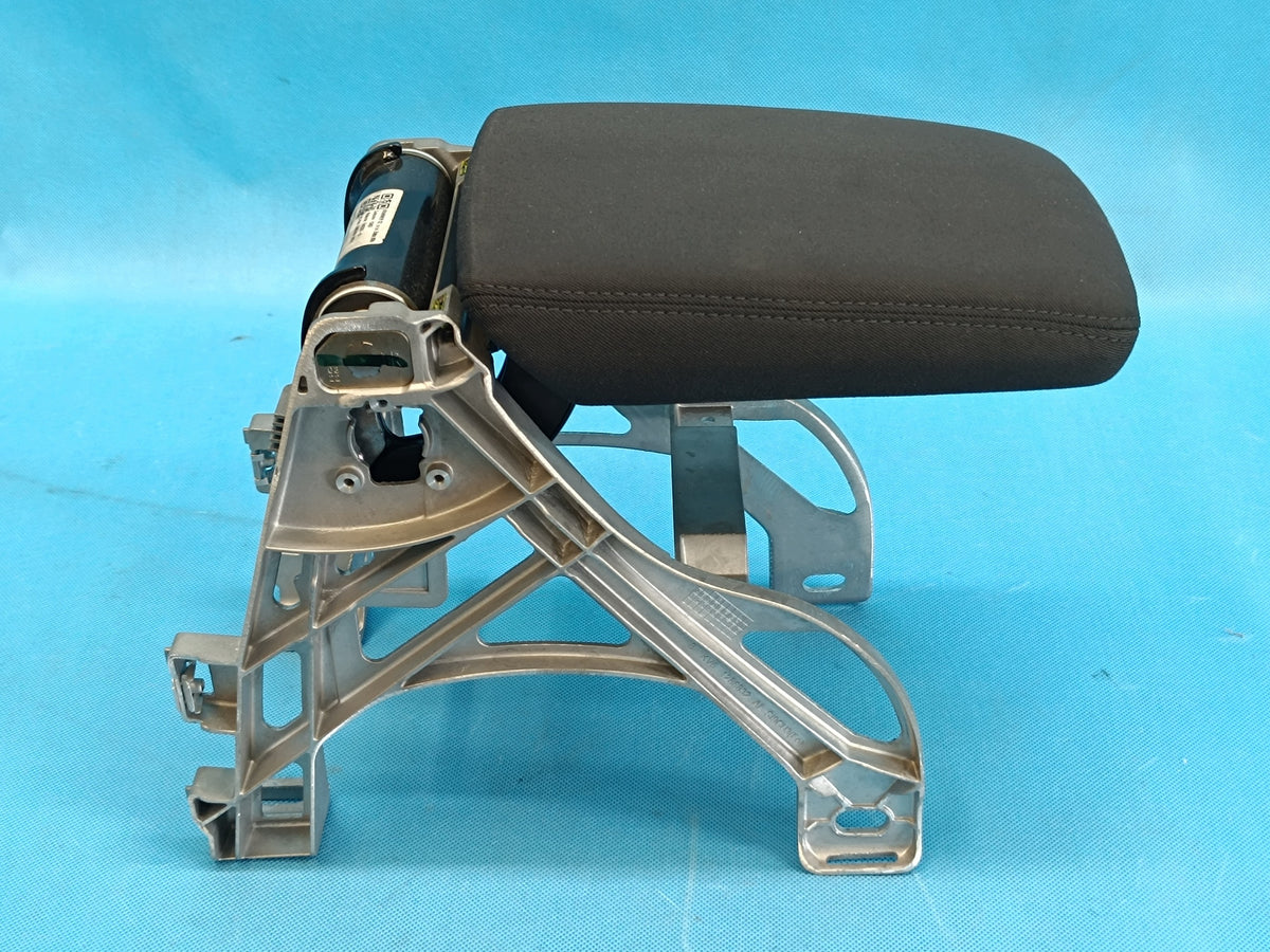 AUDI A4 B9 Sedan LIFT 2.0 TFSI 2023R ARMREST 8W0864207E 8W0864283E SU9