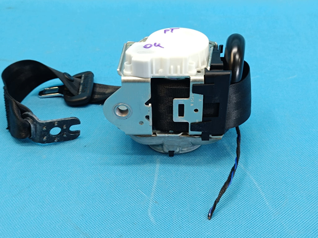 AUDI A4 B9 Sedan LIFT 2.0TFSI 2023R SEAT BELT RIGHT REAR 8W0857806B