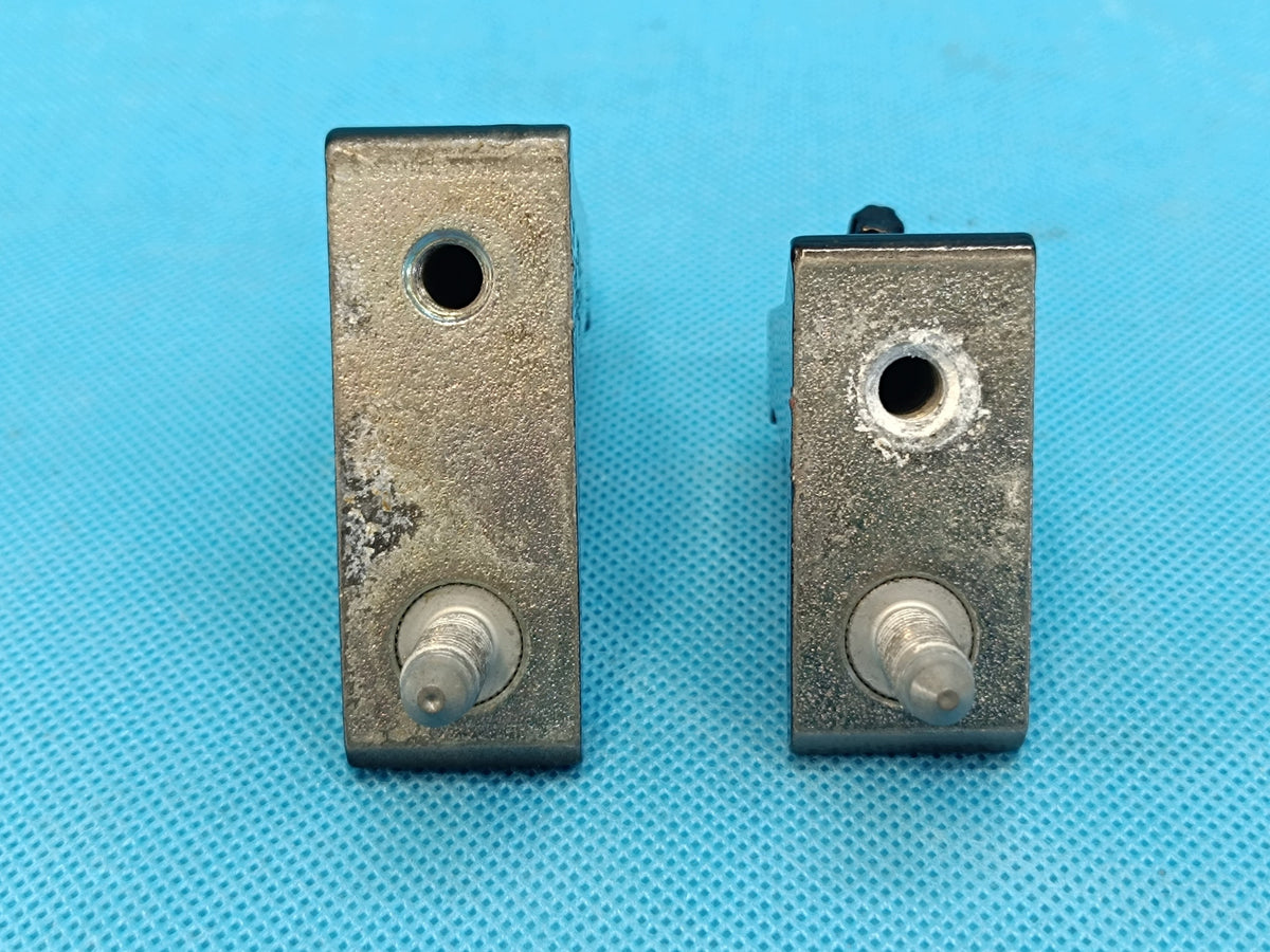 AUDI A4 B9 Sedan LIFT 2.0TFSI 23R HINGES RIGHT FRONT 8W5831404A 8W0831404A