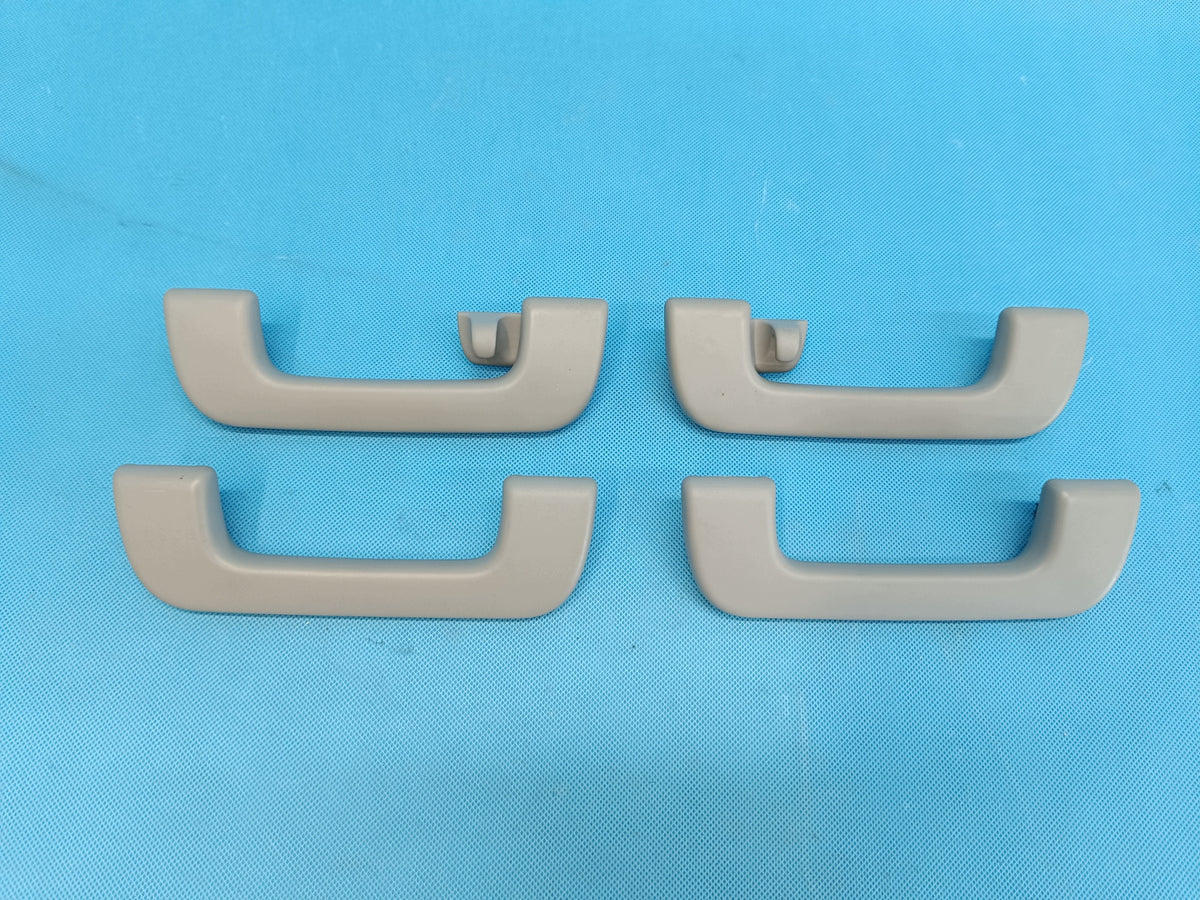 AUDI A4 B9 Sedan LIFT 23R HEADLINER HANDLES 8W0857607 8W0857607A 8W0857608