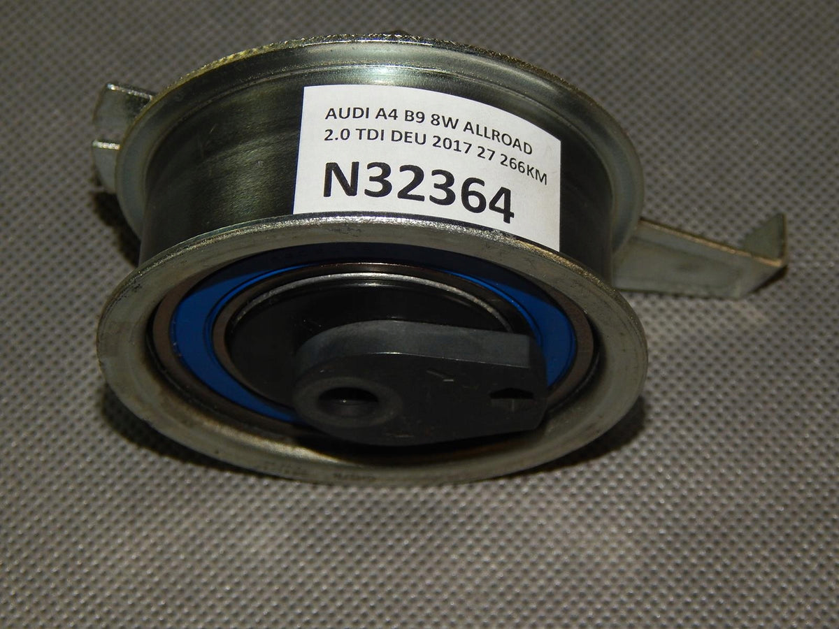 AUDI A4 B9 TENSIONER ROLLER 04I10924
