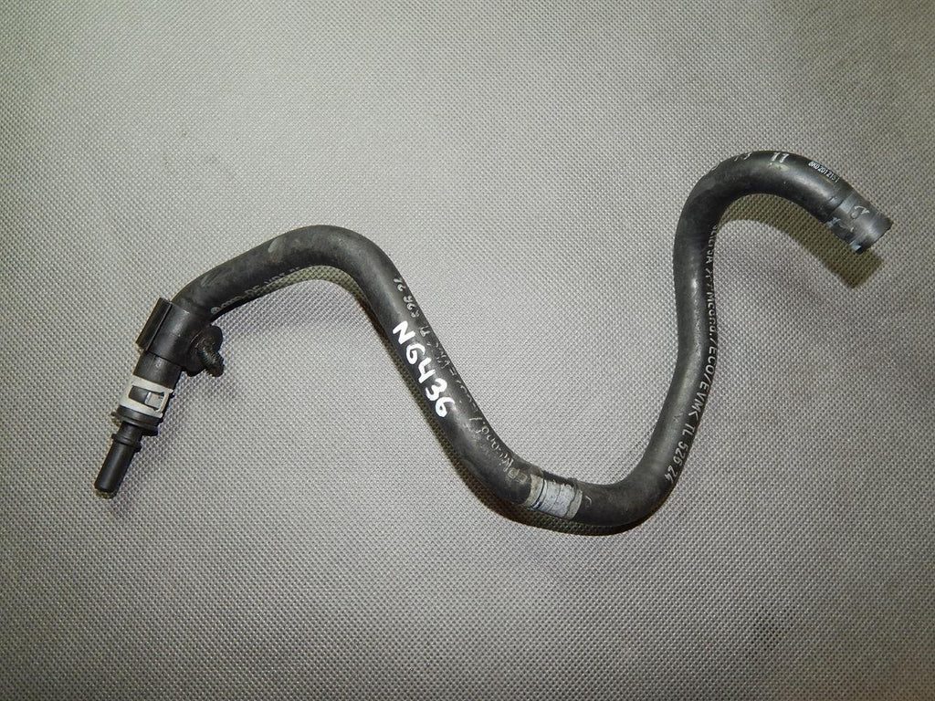 AUDI A4 S4 8K FUEL LINE 8K02012151