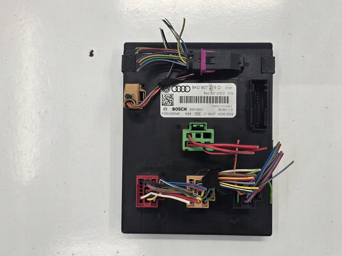 AUDI A5 8T A4 B8 COMFORT MODULE 8K0907279D