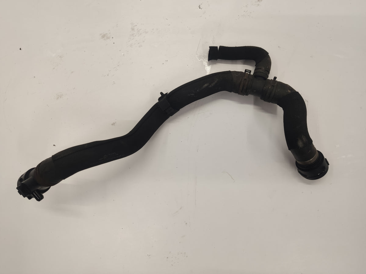 AUDI A5 8T A4 B8 WATER HOSE 2.0TFSI 8K0121049M