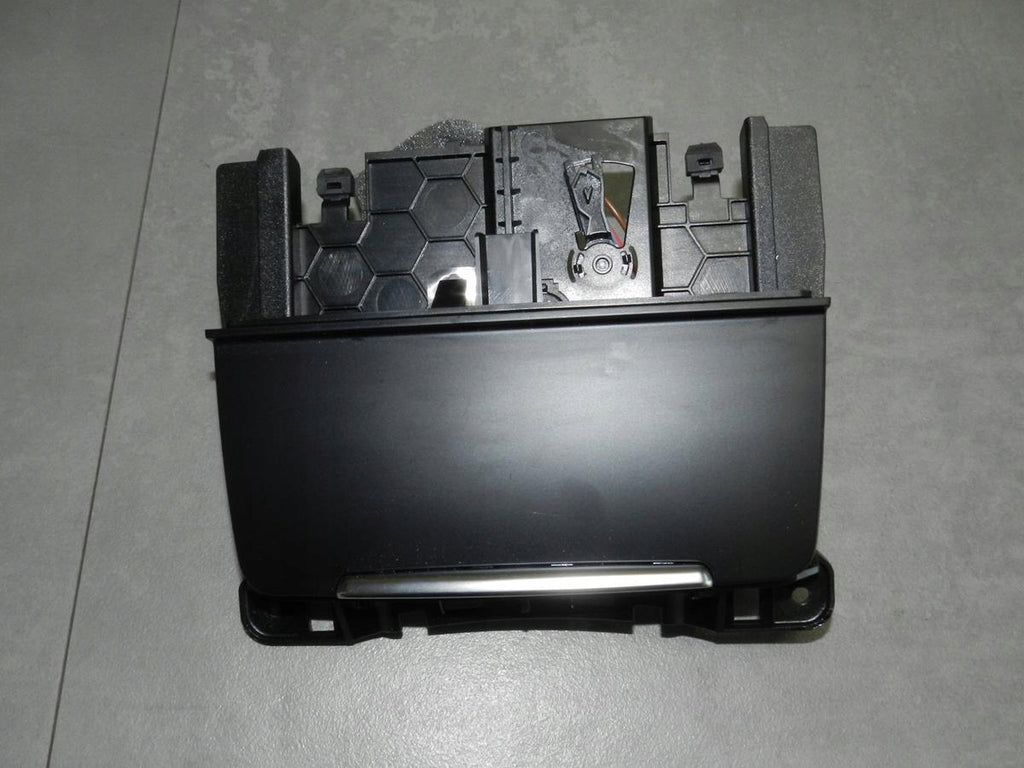 AUDI A5 8T ASHTRAY 8K0857951C