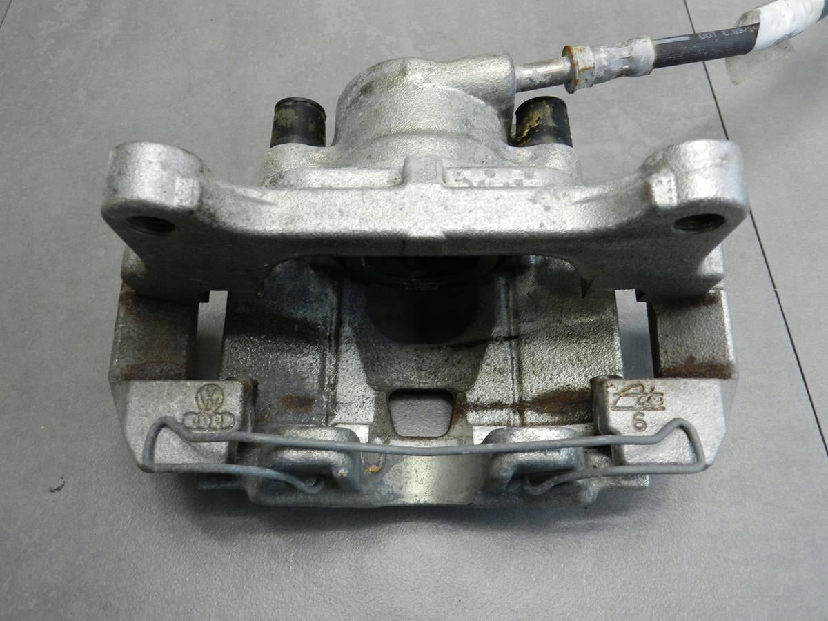 AUDI A5 8T CLAMP LEFT FRONT