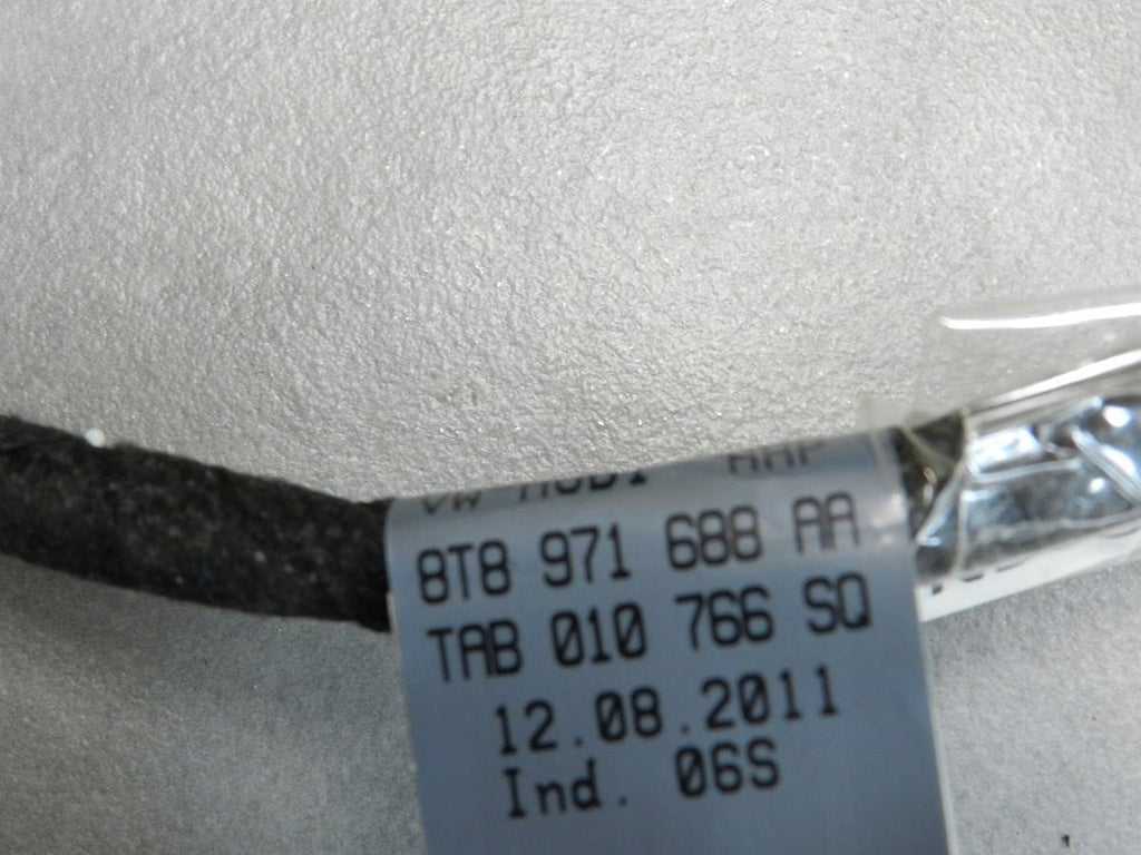 AUDI A5 8T DOOR HARNESS RIGHT REAR 8t8971688aa