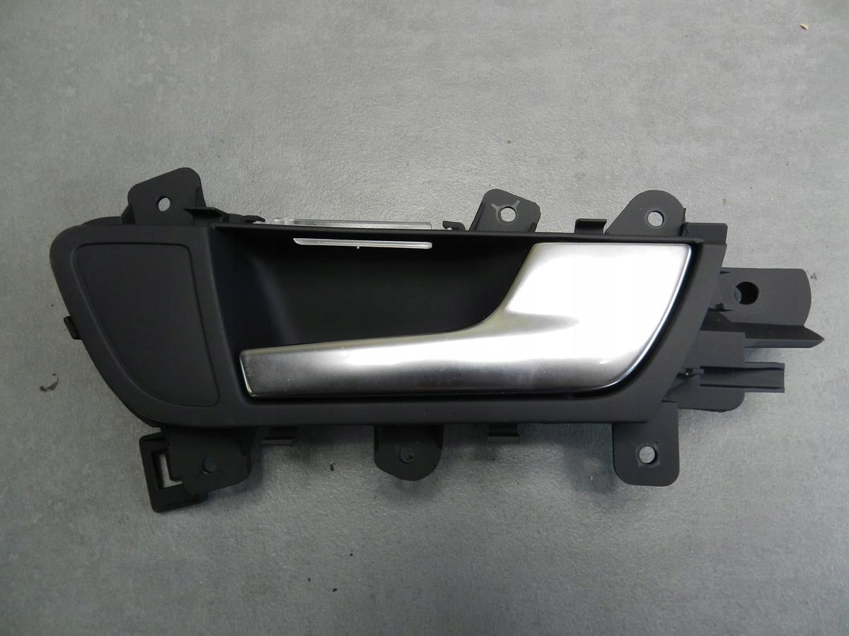 AUDI A5 8T HANDLE INTERIOR RIGHT REAR LED 8K0839020