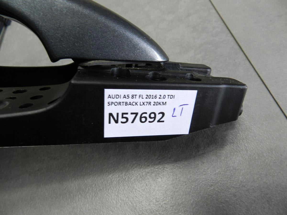 AUDI A5 8T HANDLE LEFT REAR LX7R KESSY