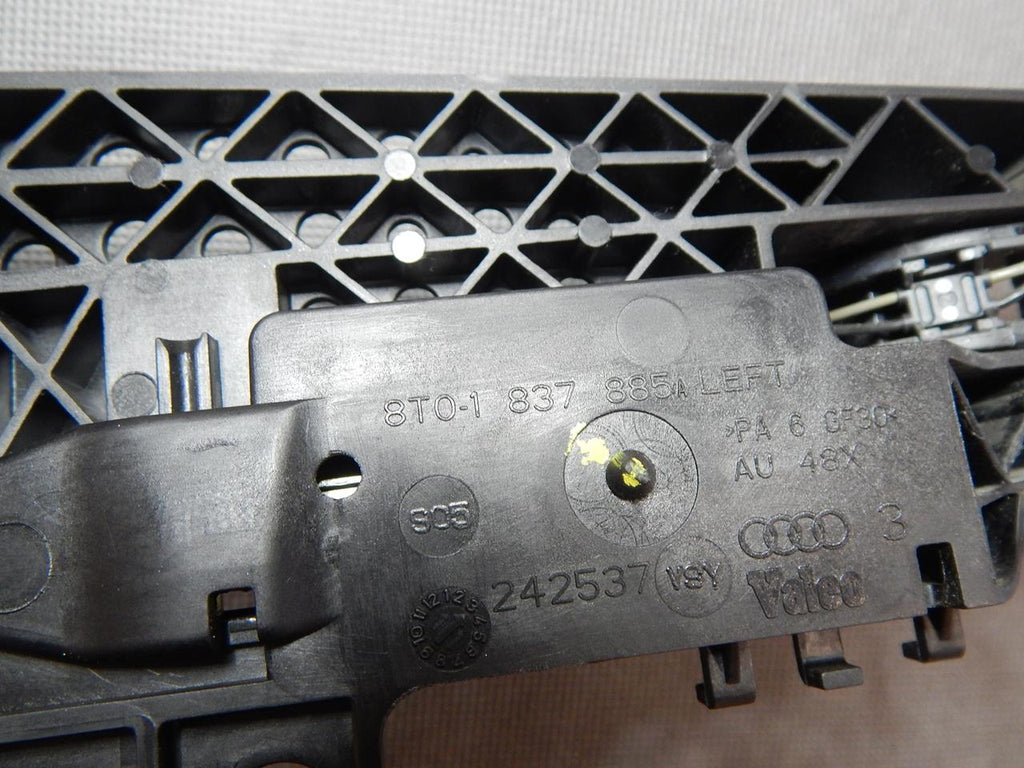 AUDI A5 8T HANDLE LEFT REAR LY9B 8T0837885A