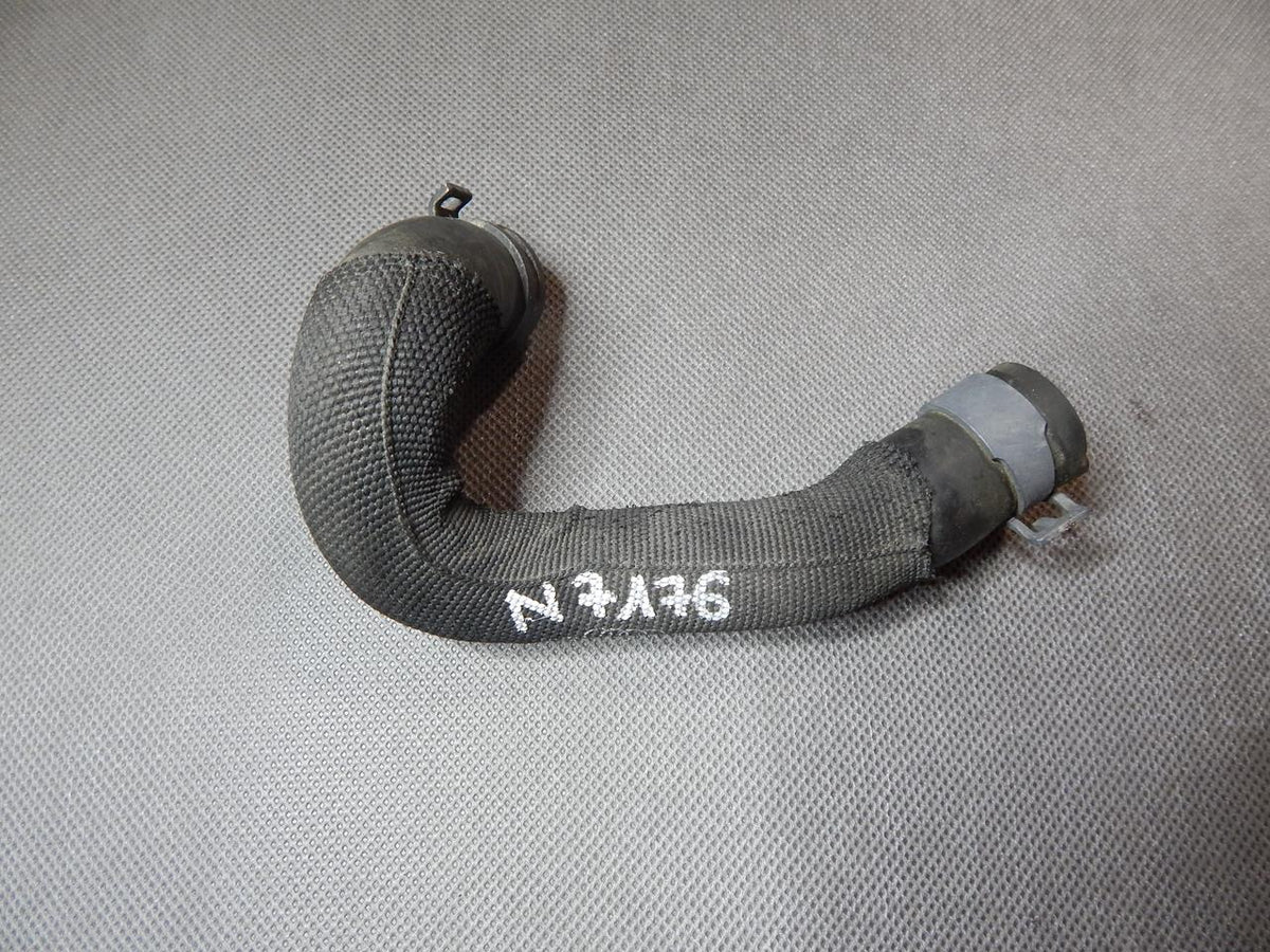 AUDI A5 8T HOSE WATER HOSE 8K0121049AA