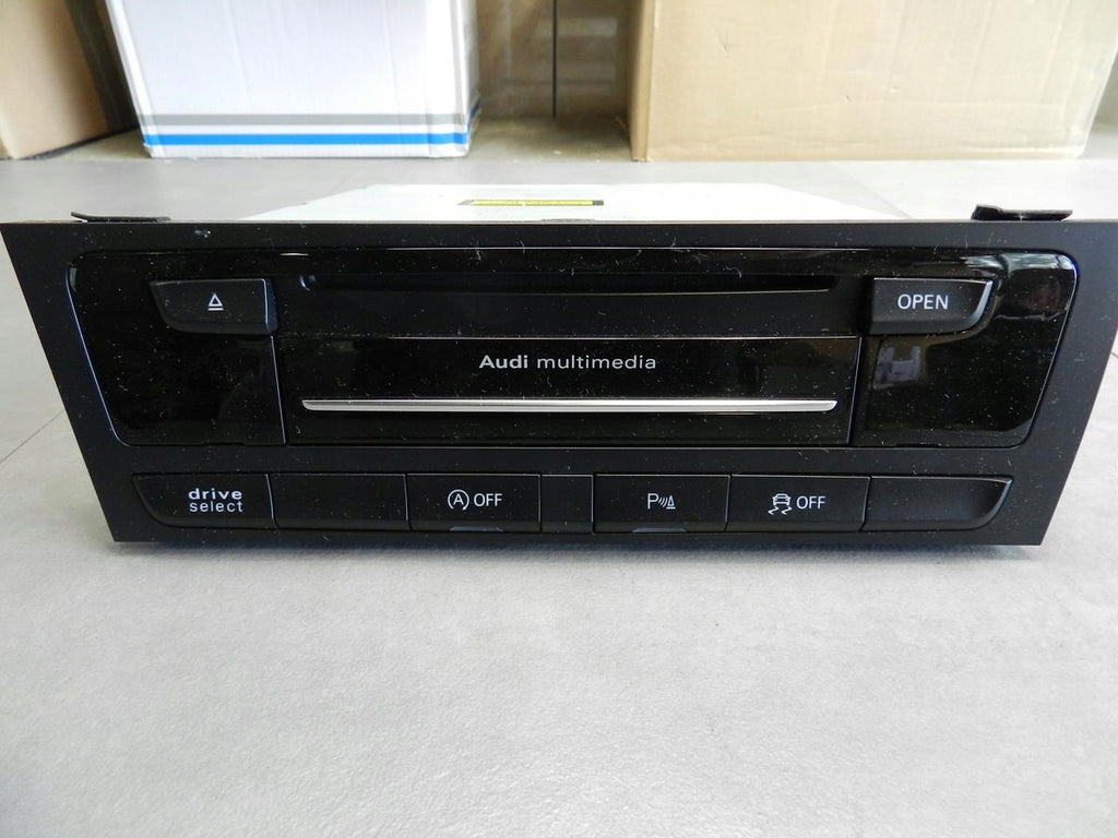 AUDI A5 8T MULTIMEDIA READER MMI 8R1035748J